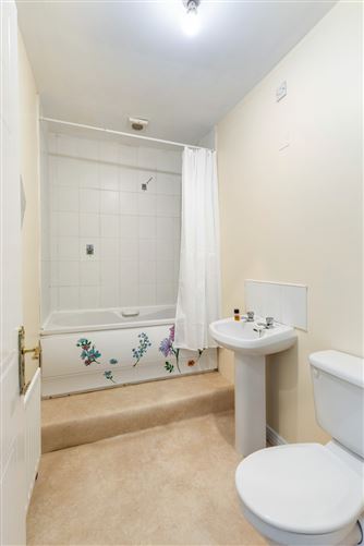 Photo 10 of 14 — 44 Ravenswood Crescent, Clonsilla, Dublin 15