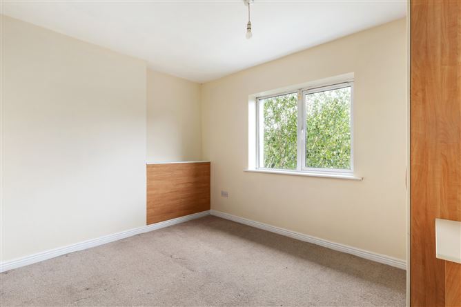 Photo 9 of 14 — 44 Ravenswood Crescent, Clonsilla, Dublin 15