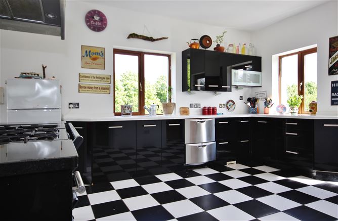 Bowhill, Ballyronan Road, Kilpedder, Wicklow