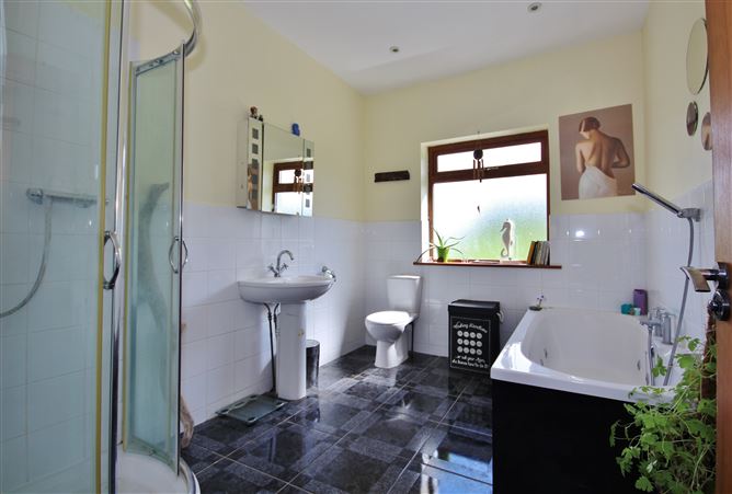 Bowhill, Ballyronan Road, Kilpedder, Wicklow