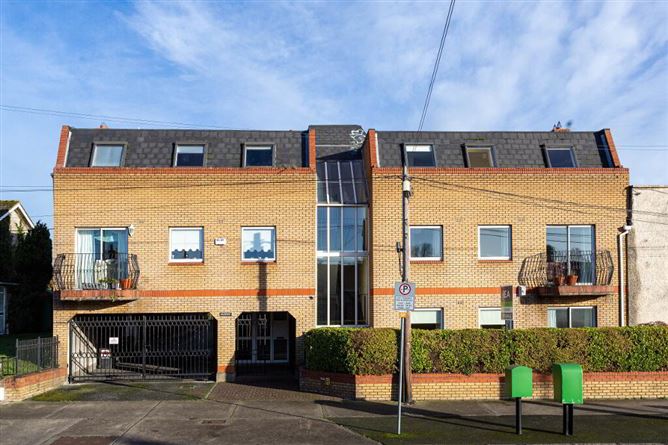 2 Millbrook, Old Lucan Road, Palmerstown, Dublin