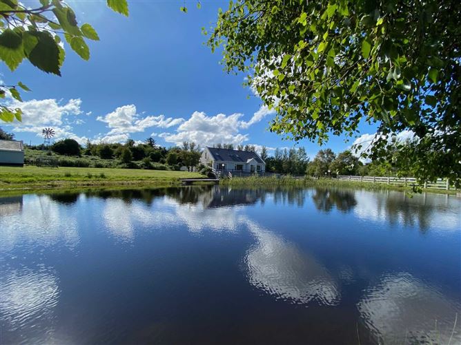Main image for Oughterard Holiday Hostel And Angling Centre, Station Road, Oughterard, Co. Galway