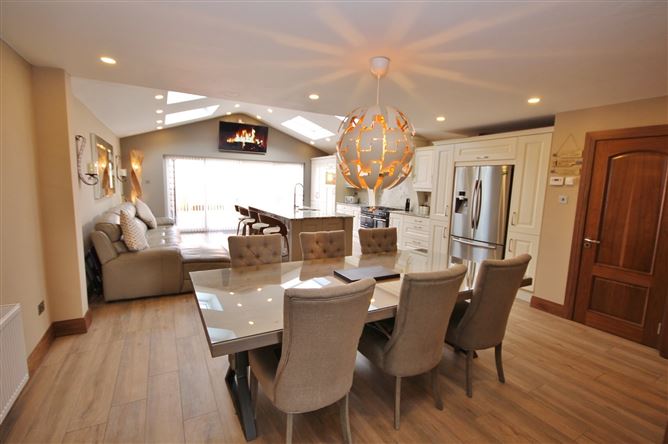2 Haydens Park Green, Lucan, Co. Dublin
