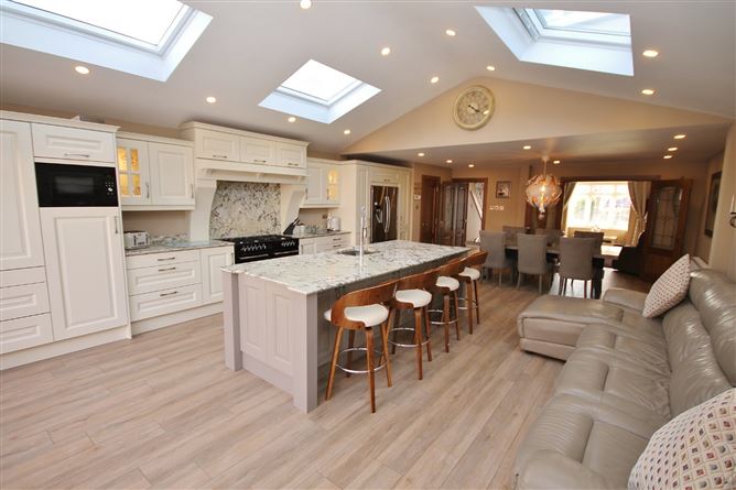 2 Haydens Park Green, Lucan, Co. Dublin