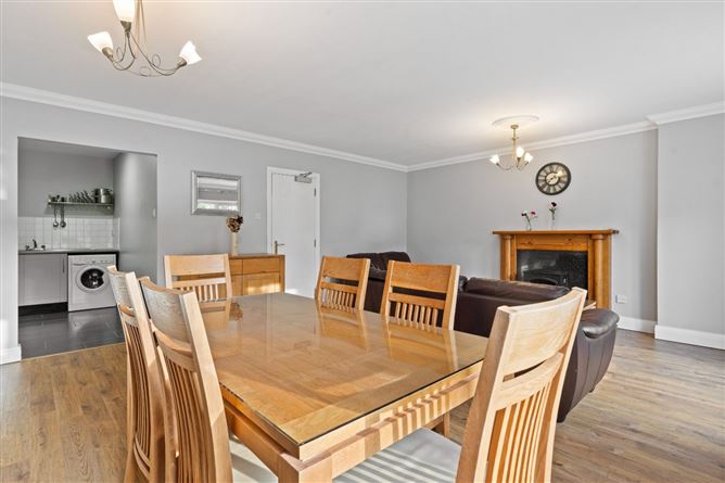 86 St. James Wood, South Circular Road, Dublin 8
