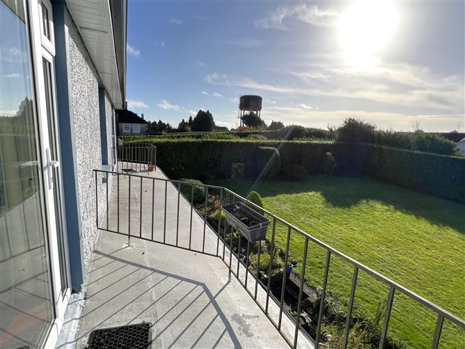 'Donard', Knockroe, Castlerea, Roscommon
