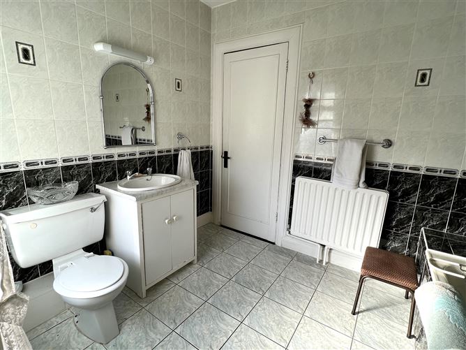 'Donard', Knockroe, Castlerea, Roscommon
