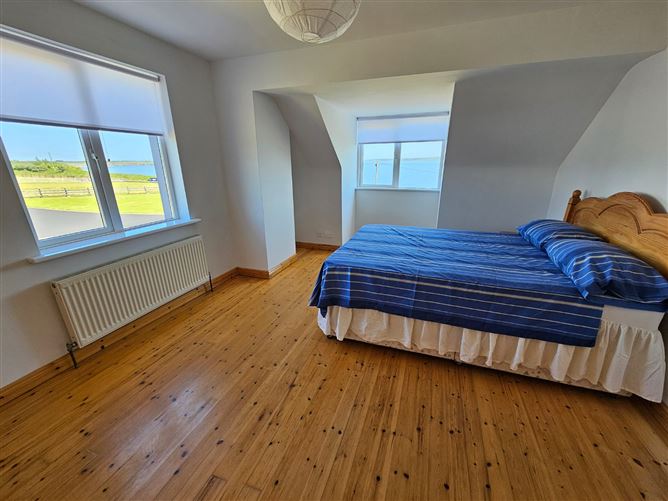 Lisheen Lodge, Moyarta East, Carrigaholt, Kilkee, Co. Clare