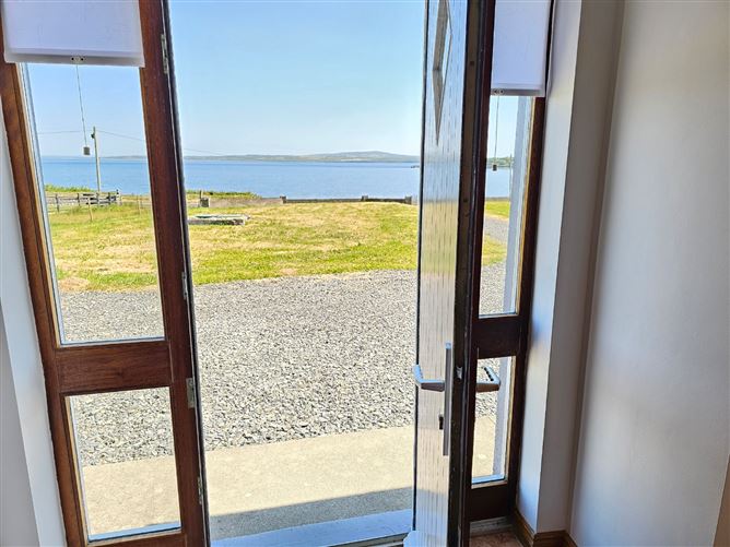 Lisheen Lodge, Moyarta East, Carrigaholt, Kilkee, Co. Clare