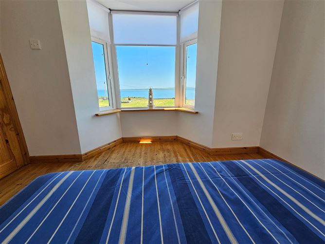Lisheen Lodge, Moyarta East, Carrigaholt, Kilkee, Co. Clare