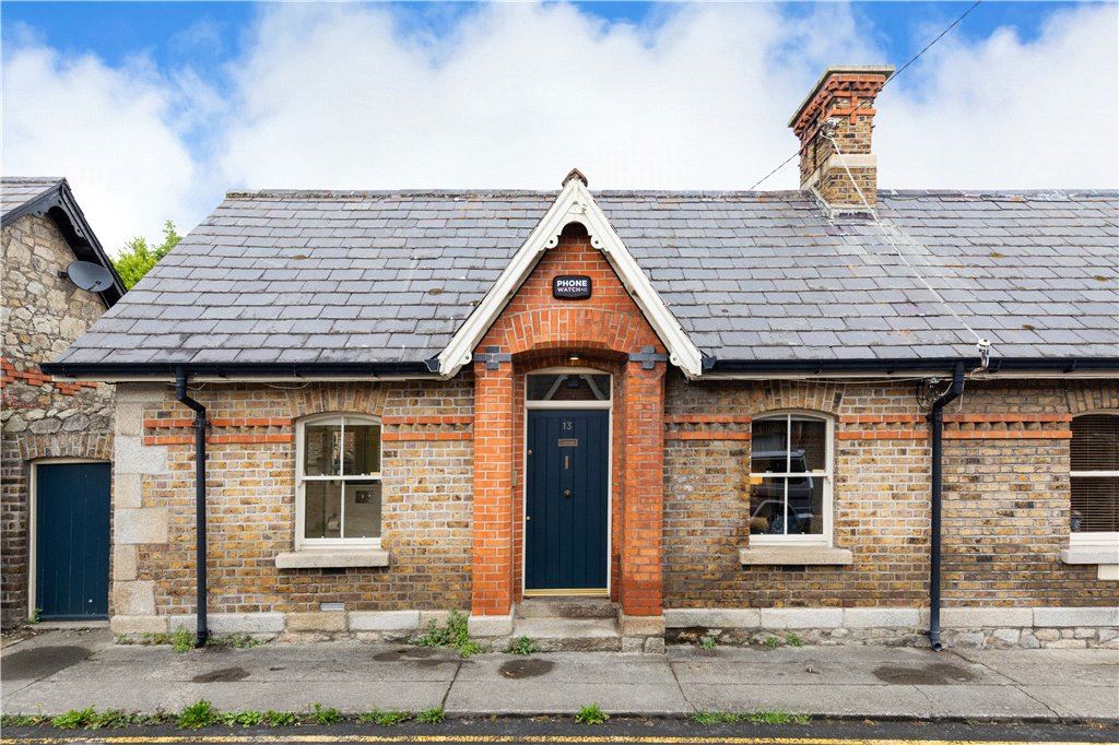 13 Pembroke Cottages, Booterstown, Co. Dublin
