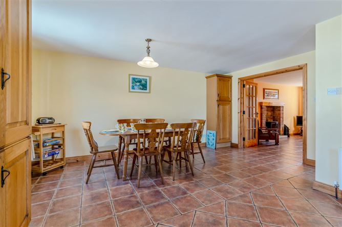4 Bed in Rossnowlagh,Rossnowlagh,  Donegal