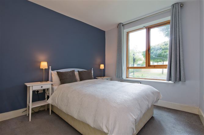 31 The Ramparts, Cabinteely, Dublin 18
