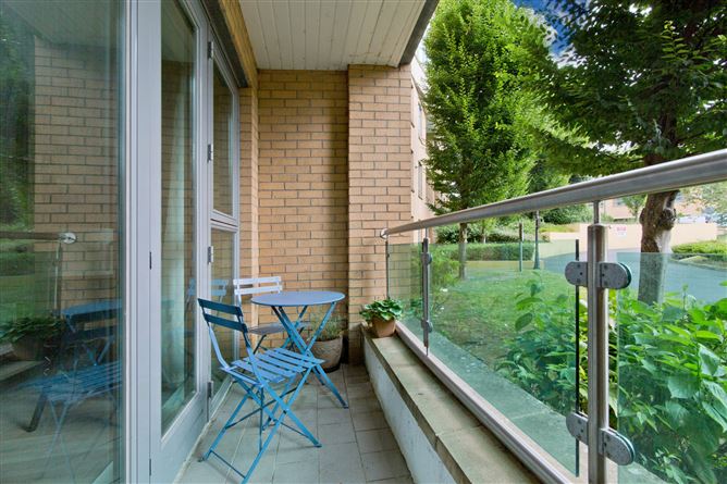 31 The Ramparts, Cabinteely, Dublin 18