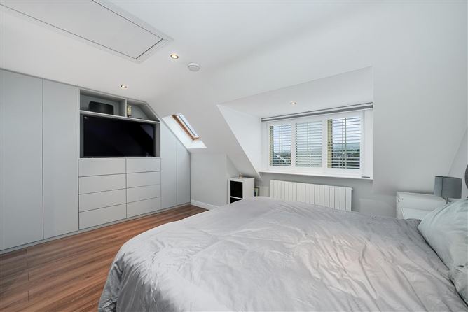 6 Croftwell, Schools Road, Rathcoole, Co. Dublin