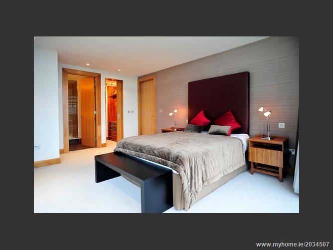 Fasnet House, Kinsale, Cork West (Coastal property)