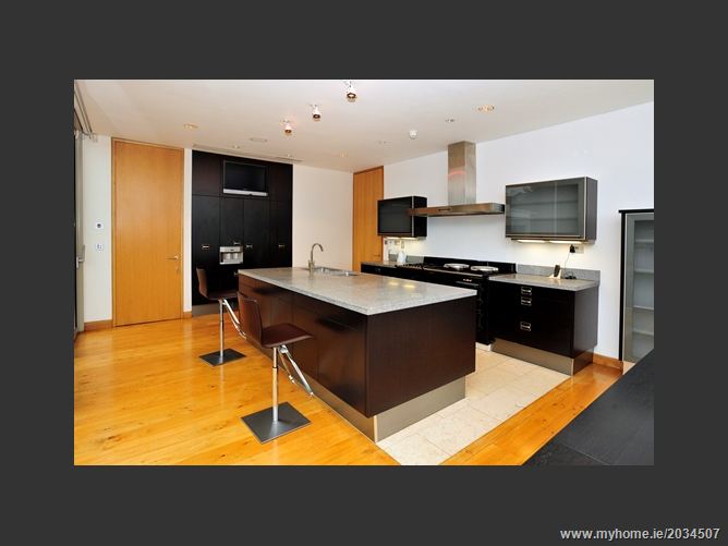 Fasnet House, Kinsale, Cork West (Coastal property)