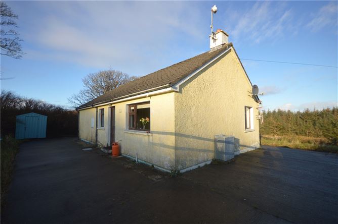 Residential Farm Holding 23.94 Ha, Meentaghconlan, Kerrykeel, Co. Donegal