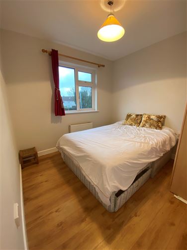 20 Clifton Crescent, Newcastle, Galway