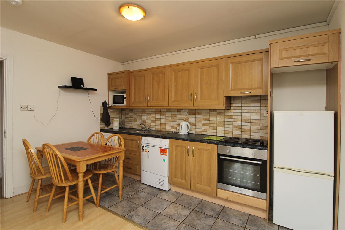 8 An Larnach, Bohermore, Galway