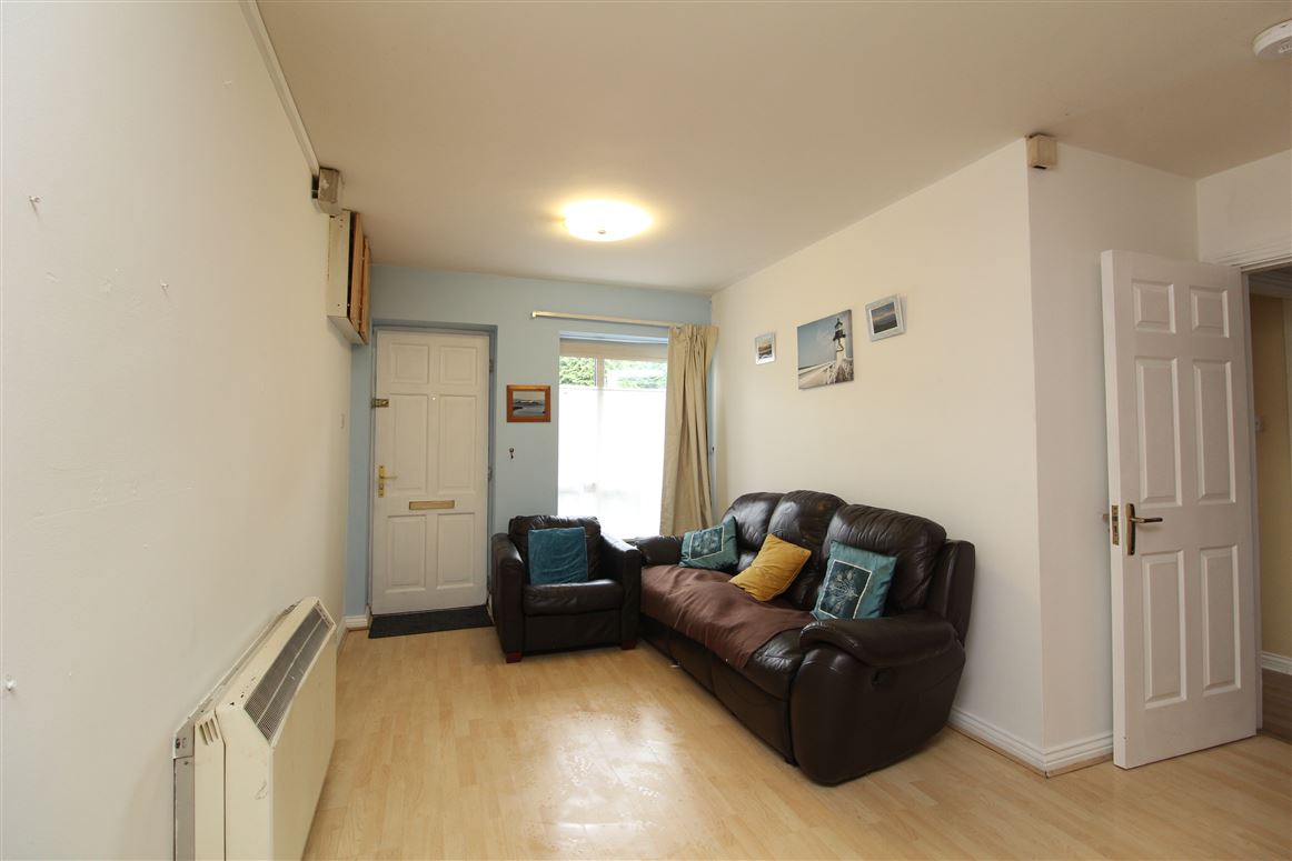 8 An Larnach, Bohermore, Galway