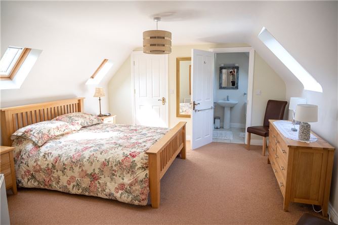 Glenview Lodge, Bohatch, Mountshannon, Co. Clare