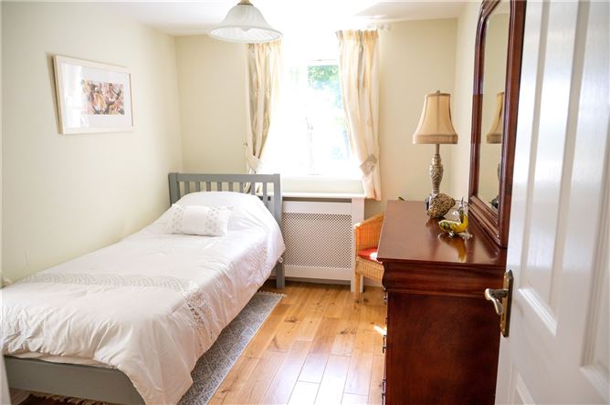 Glenview Lodge, Bohatch, Mountshannon, Co. Clare