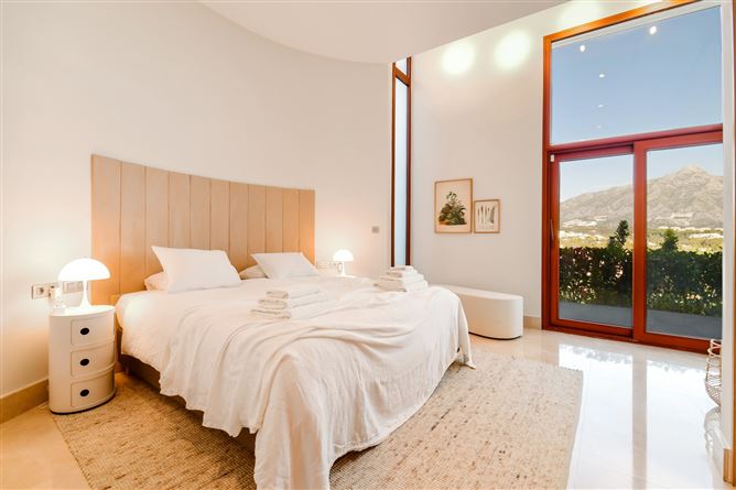 Spain, Marbella, Nueva Andalucia - COSTA-00511P