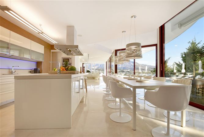 Spain, Marbella, Nueva Andalucia - COSTA-00511P