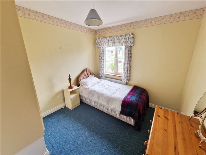 30 Greendale, Clon Road, Ennis, Co. Clare