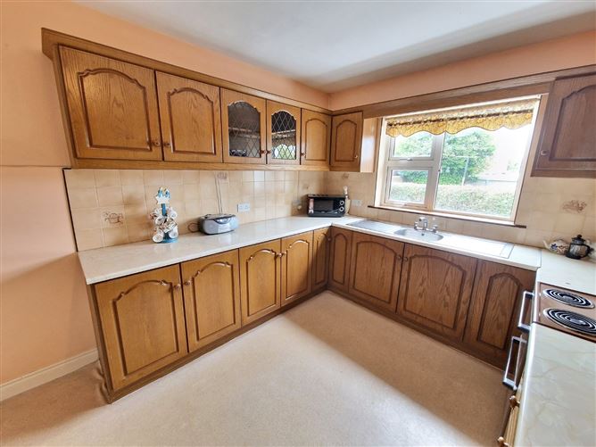 30 Greendale, Clon Road, Ennis, Co. Clare