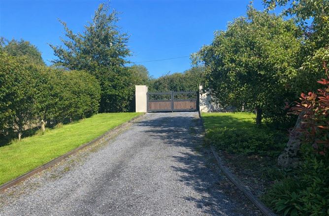 Manger, Stratford-on-Slaney, Wicklow