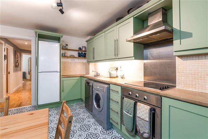 Photo 10 of 25 — 46 Dundrum Gate, Dundrum, Dublin 16