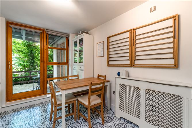 Photo 11 of 25 — 46 Dundrum Gate, Dundrum, Dublin 16