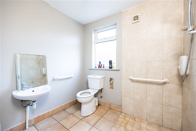 39 Ellenfield Road , Whitehall, Dublin 9
