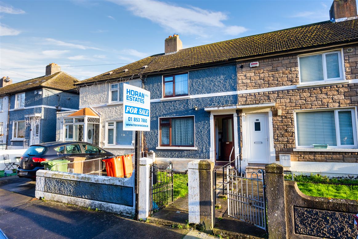 39 Ellenfield Road , Whitehall, Dublin 9