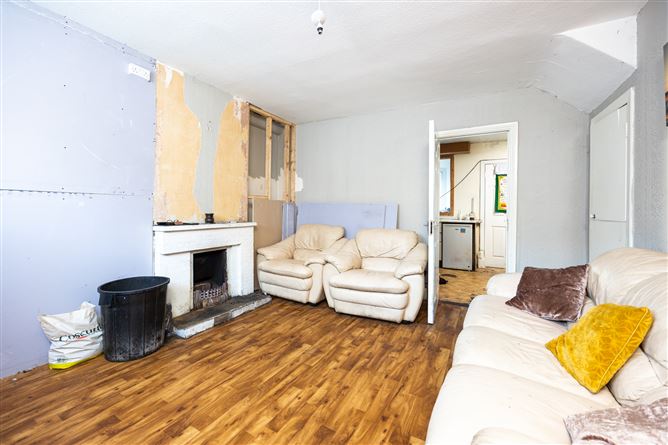 39 Ellenfield Road , Whitehall, Dublin 9