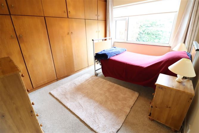 48 Glenwood, Carrigaline, Cork