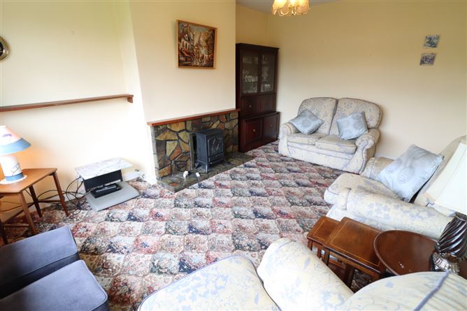 48 Glenwood, Carrigaline, Cork