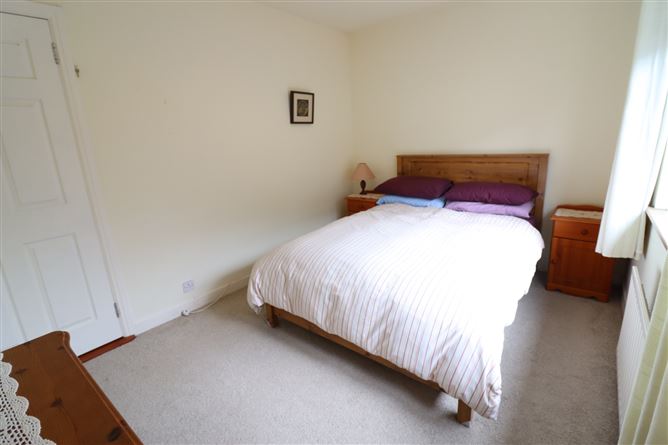 48 Glenwood, Carrigaline, Cork