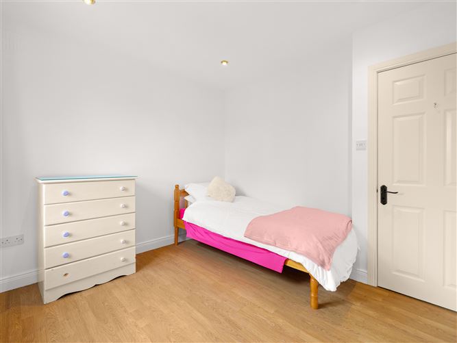 24 Acorn Downs, Newbridge, Kildare