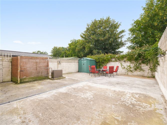 24 Acorn Downs, Newbridge, Kildare