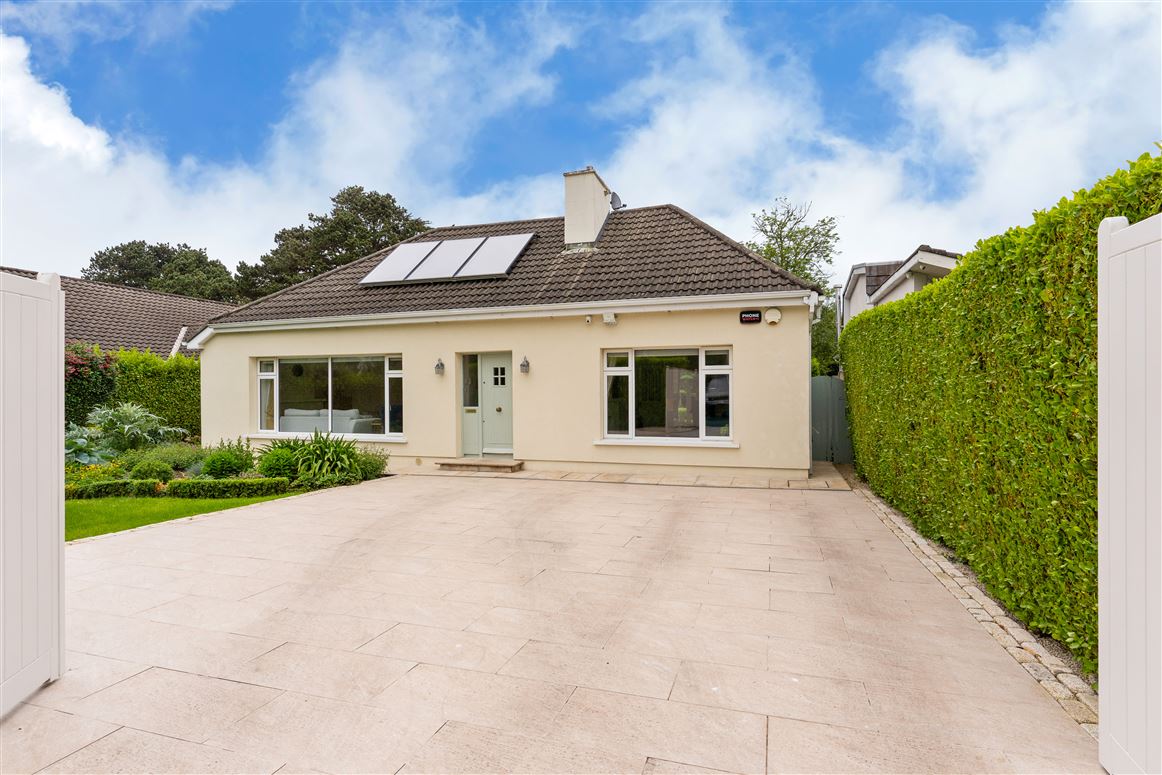 San Quirico, 8 The Coppins, Brighton Road, Foxrock, Dublin 18