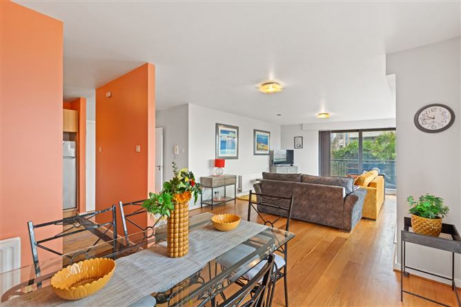 6 Marina View, Clarence Street, Dun Laoghaire, Co. Dublin