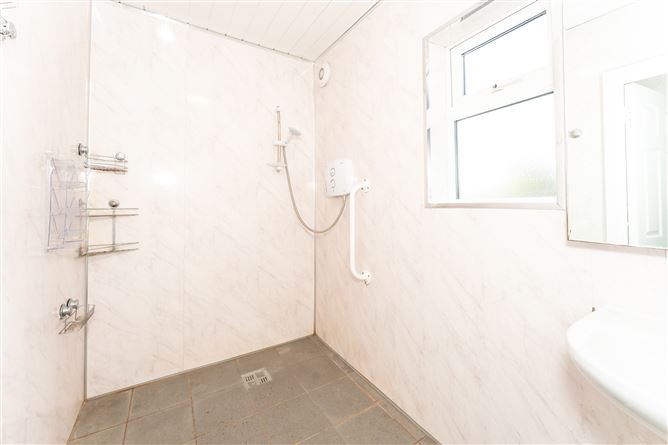 219 Marian Park, Drogheda, Co. Louth