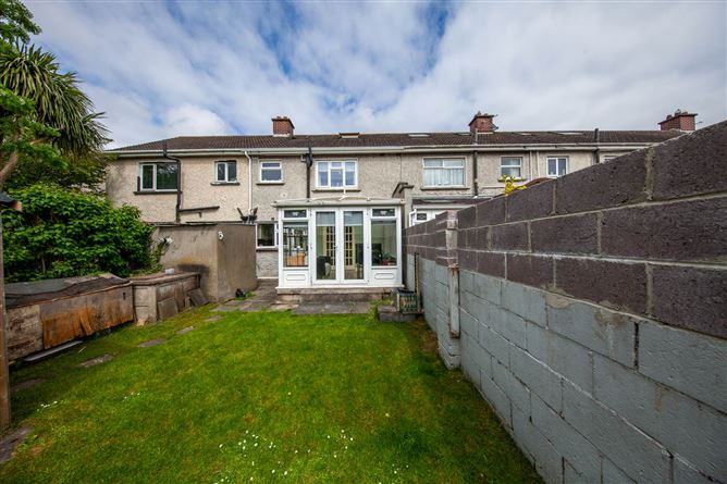 Photo 24 of 28 — 16 Rathvale Park, Ayrfield, Dublin 13