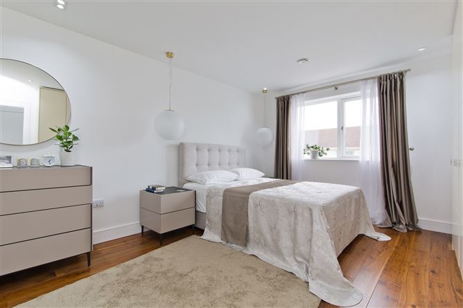 Photo 15 of 26 — 12 Diswellstown View, Castleknock, Dublin 15
