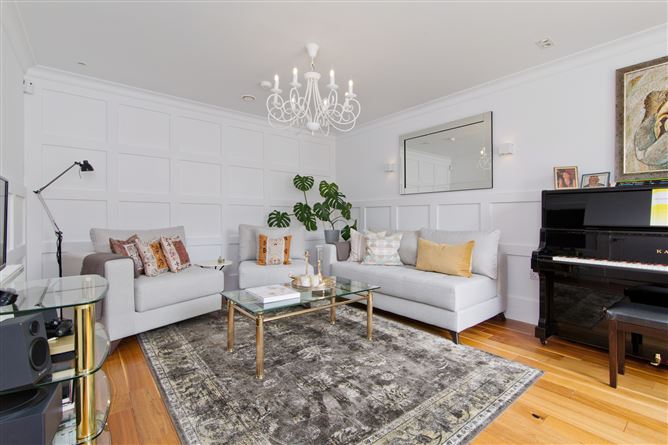 12 Diswellstown View, Castleknock, Dublin 15