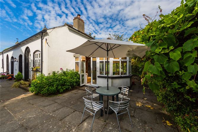 11 The Stables, Woodstown, Co.Waterford