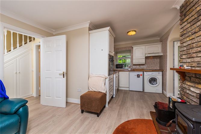 11 The Stables, Woodstown, Co.Waterford